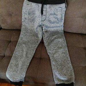 Cozy! Perfect For This Snow. Southpole men's joggers marled grey/black NWT